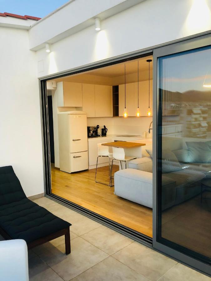 Amazing Suite At Glyfada With Sea View & Jacuzzi 아테네 외부 사진